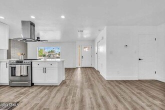 1734 E Laguna Dr in Tempe, AZ - Building Photo - Building Photo