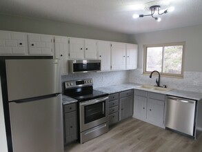 2008 King Ct in Colorado Springs, CO - Building Photo - Building Photo