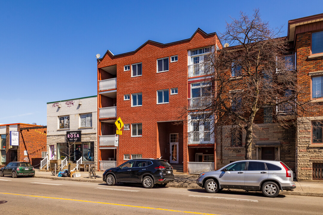 6387 Papineau Av in Montréal, QC - Building Photo
