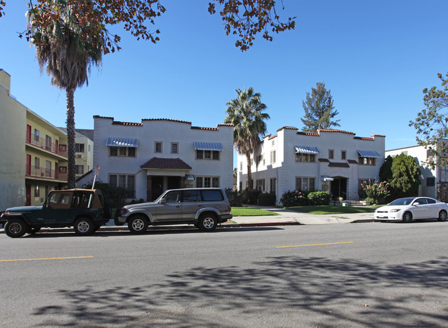 1737-1739 N Edgemont St in Los Angeles, CA - Building Photo - Building Photo