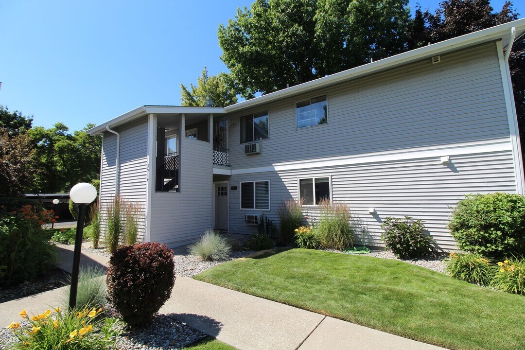 3914 S Regal St in Spokane, WA - Building Photo