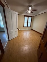 17 Sunnyside Ave, Unit 3 BR 1 Bath Apartment in Putnam, CT - Foto de edificio - Building Photo