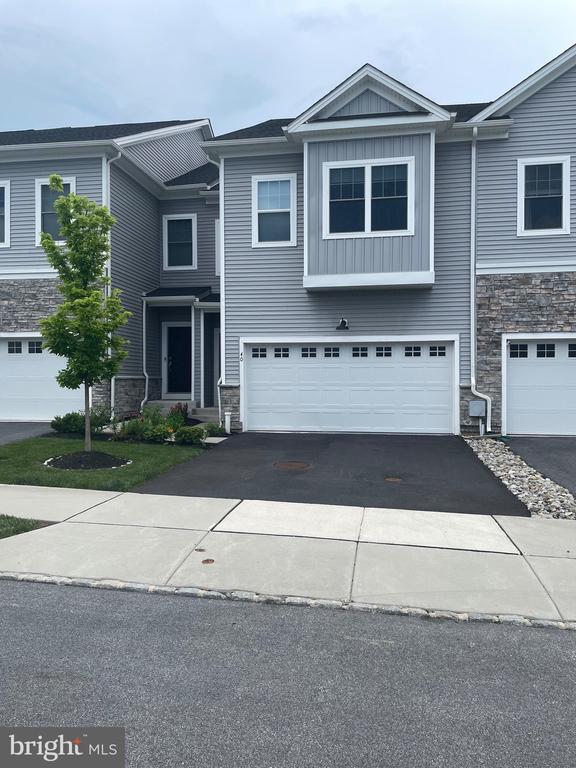 40 Lochiel Ln in Exton, PA - Building Photo - Building Photo