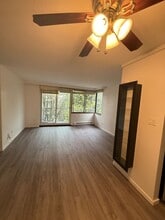 1219 Harwood St in Vancouver, BC - Building Photo - Building Photo