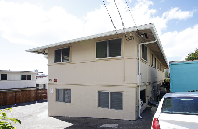 1085 Karratti Ln in Honolulu, HI - Building Photo - Building Photo