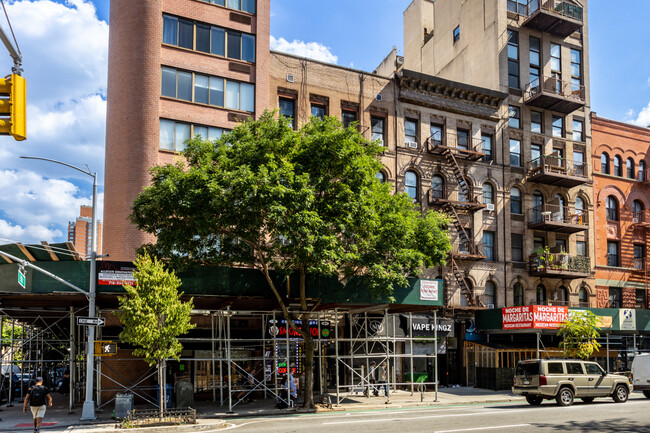 1728 Second Ave in New York, NY - Foto de edificio - Building Photo