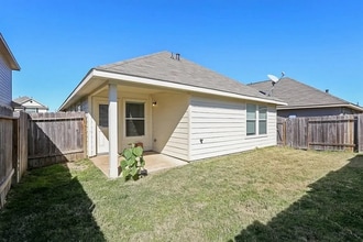 18731 Dennington Dr in Katy, TX - Building Photo - Building Photo