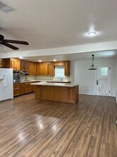 15114 Firetower Rd in Conroe, TX - Foto de edificio - Building Photo