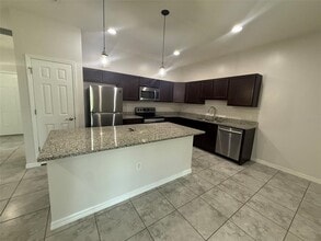 24482 Zephyr Ct in Port Charlotte, FL - Building Photo - Building Photo