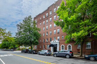 414 Albemarle Rd in Brooklyn, NY - Foto de edificio - Building Photo