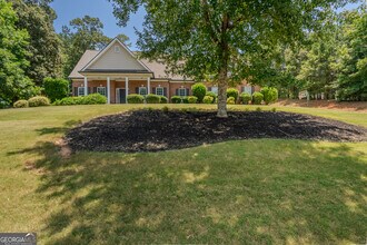 120 Rosebay Ln in Sharpsburg, GA - Building Photo - Building Photo