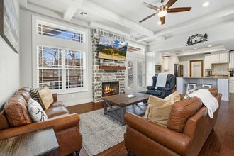 1906 Almand Dr, Unit SI ID1369206P in Bentonville, AR - Foto de edificio - Building Photo