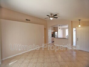 8543 W Shaw Butte Dr in Peoria, AZ - Building Photo - Building Photo