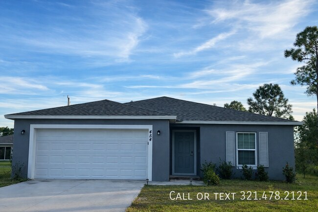 454 Dadeville St SE in Palm Bay, FL - Building Photo - Building Photo
