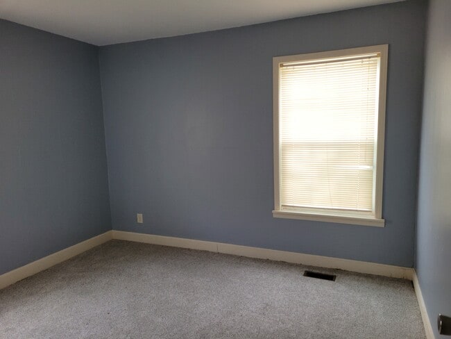 130 E Cherry St in Gadsden, AL - Foto de edificio - Building Photo