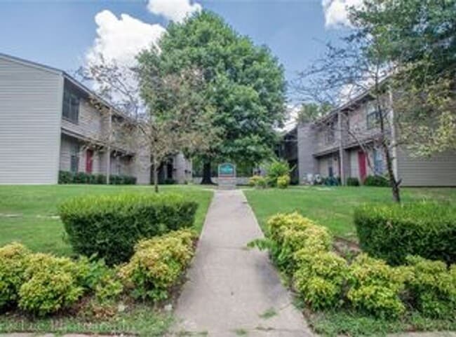 property at 2628 E Kantz Dr
