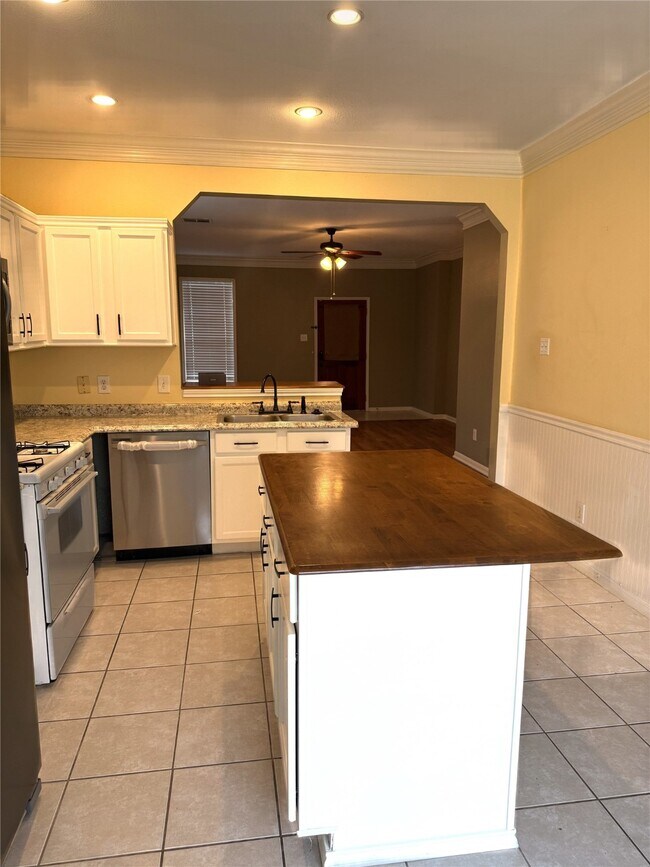 915 Saginaw Bay Ct in Spring, TX - Building Photo - Building Photo