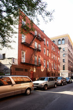 190 Eldridge St in New York, NY - Building Photo - Building Photo