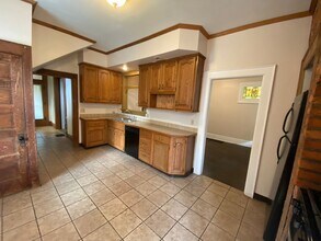 56 E Oakland Ave in Columbus, OH - Building Photo - Building Photo