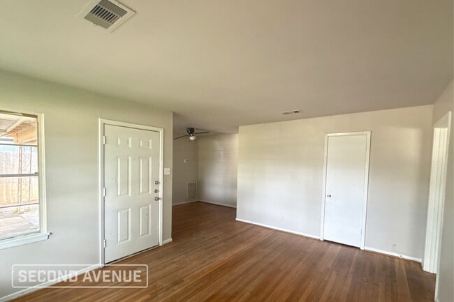 1113 Aberdeen Rd in Pasadena, TX - Foto de edificio - Building Photo