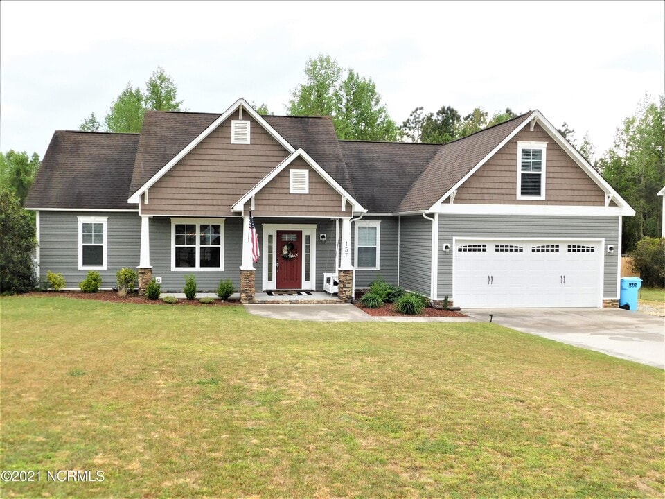 157 Hawks Point Rd in Jacksonville, NC - Building Photo