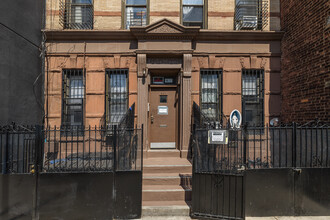 637 Marcy Avenue in Brooklyn, NY - Building Photo - Building Photo