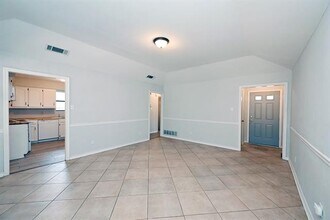 1908 Paisley St in Denton, TX - Building Photo - Building Photo