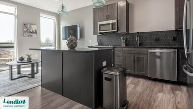 299 DeBaliviere Ave in St. Louis, MO - Building Photo - Building Photo