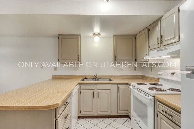 property at 1760 Willowbrook Dr