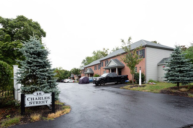 18 Charles St in Weymouth, MA - Building Photo - Primary Photo