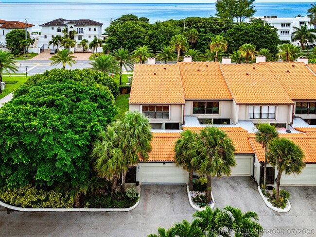 3908 S Ocean Blvd