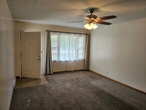 2415 S Poplar Dr in Wichita, KS - Building Photo - Building Photo