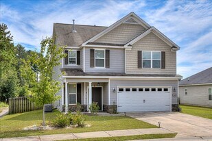 110 Radcliff Dr in Grovetown, GA - Building Photo