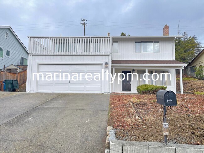 property at 399 Marina Pl