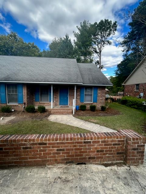 2151 Tudor St in Sumter, SC - Foto de edificio