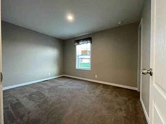 7204 E Grand River Ave in Portland, MI - Building Photo - Building Photo