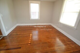 4423 Greenlee Ave in Cincinnati, OH - Building Photo - Building Photo