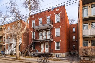 5547-5557 3E Av in Montréal, QC - Building Photo