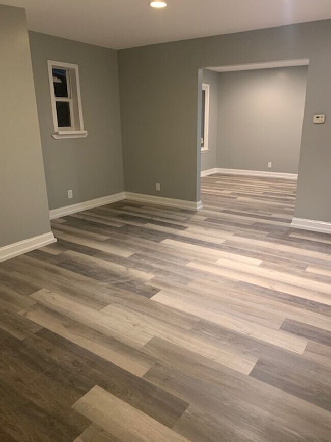 13 Mohawk Rd in Pontiac, MI - Building Photo - Building Photo
