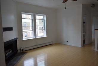 5135 S Kenwood Ave, Unit 606 in Chicago, IL - Building Photo - Building Photo