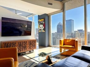 777 N Ashley Dr, Unit 1904 in Tampa, FL - Foto de edificio - Building Photo