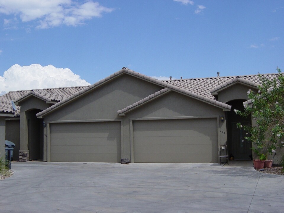 429 N 2480 W in Hurricane, UT - Building Photo