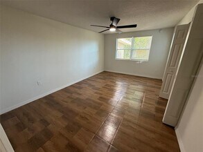 1207 30th Ave E in Bradenton, FL - Building Photo - Building Photo