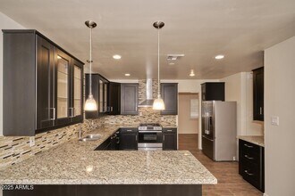 8209 E Sheridan St in Scottsdale, AZ - Building Photo - Building Photo