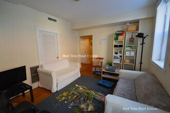 12 Dean Rd, Unit G1 COPY in Brookline, MA - Building Photo - Building Photo