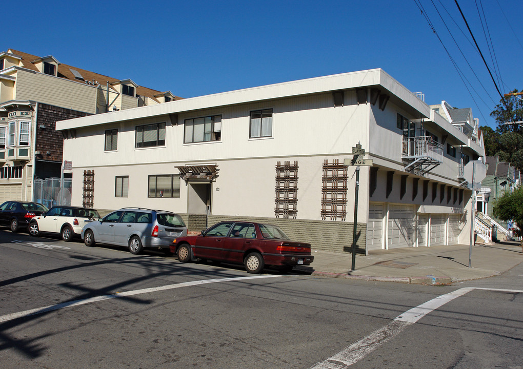 1700 Page Street in San Francisco, CA - Foto de edificio