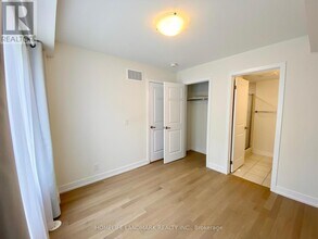 27 Guardhouse Cres in Markham, ON - Building Photo - Building Photo