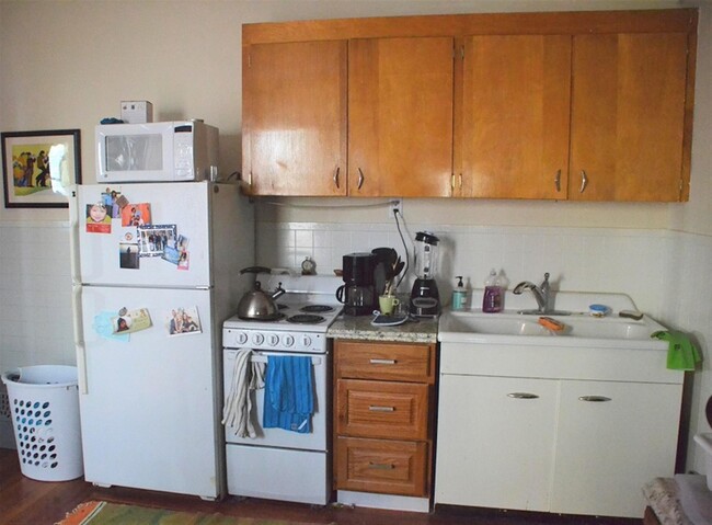 104 Summer St, Unit 4 in Somerville, MA - Building Photo - Building Photo