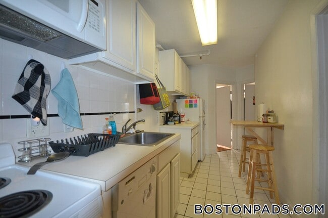 45 Westland Ave, Unit 8 in Boston, MA - Building Photo - Building Photo
