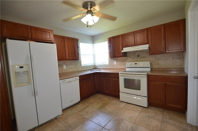 property at 834 Dolores St